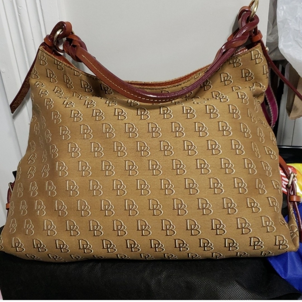 NWOT Dooney & BourkeTan and Brown Women's Large Hobo Bag Gourgeous New
